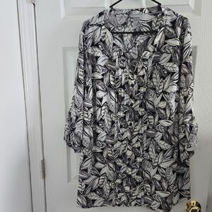 Catherines Monochrome Leaf Pattern Top